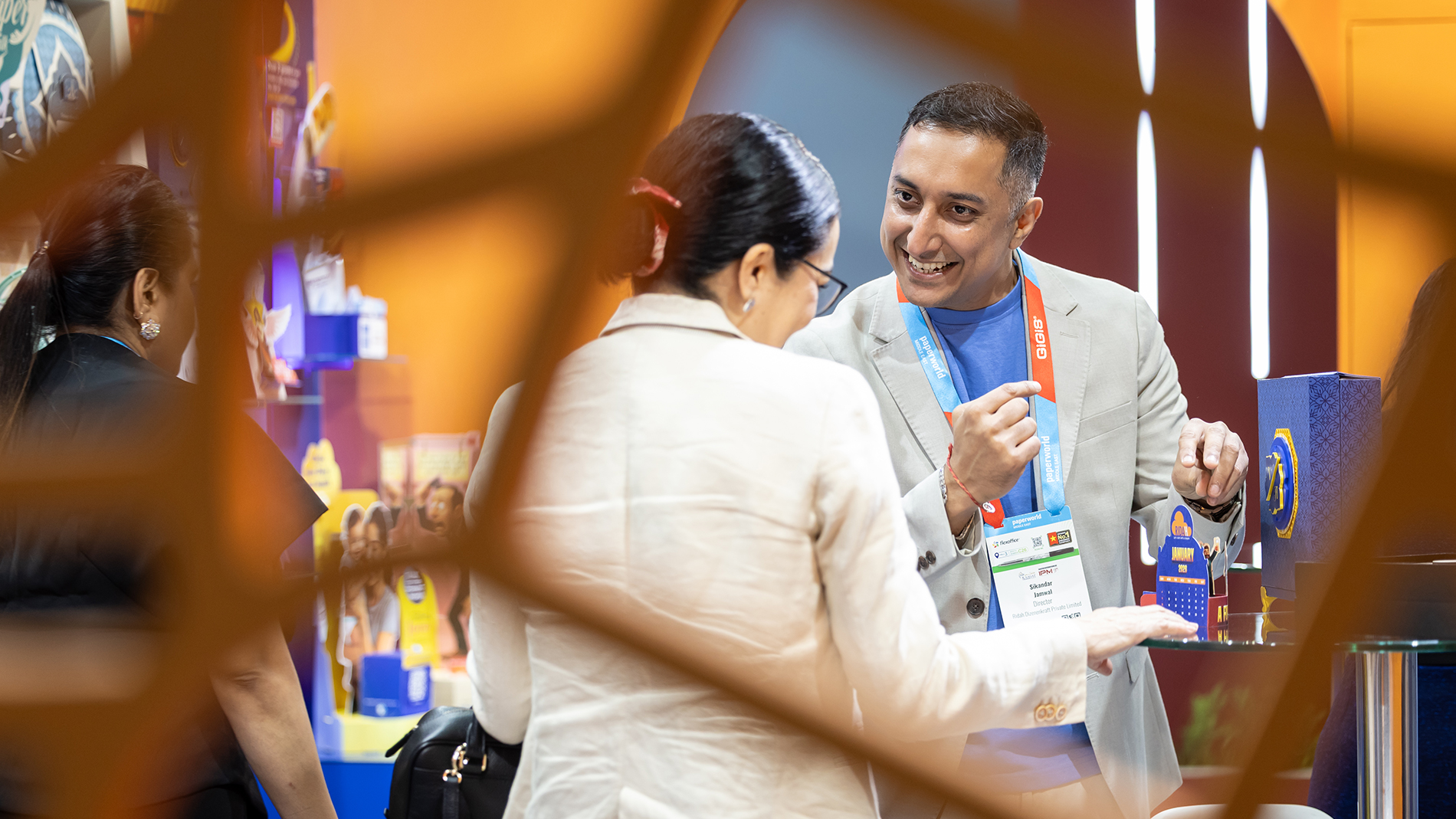 Paperworld Middle East - Exhibitor and visitor interaction